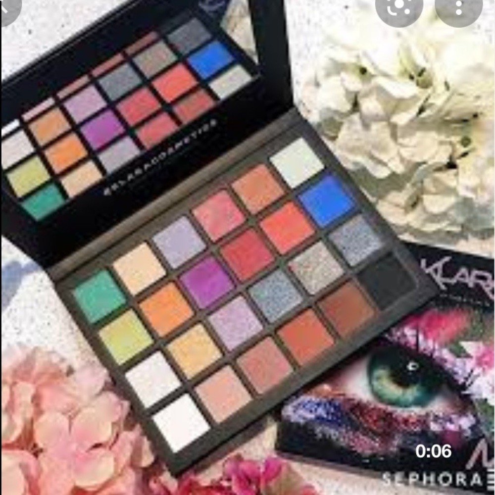 KLARA COSMETICS 24 PAN PALETTE CALLED MALIBU